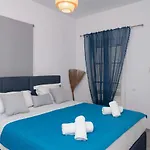 Hotel apartamentowy Vaqueros