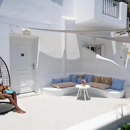 Vaqueros * Mykonos Town